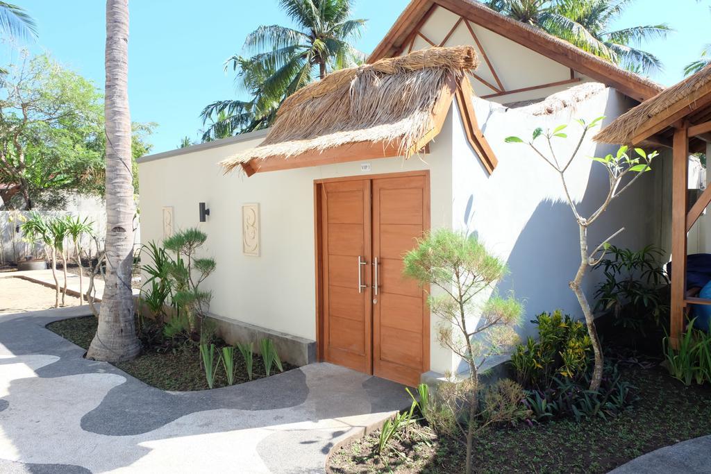 Gili One Resort Gili Trawangan Exterior photo