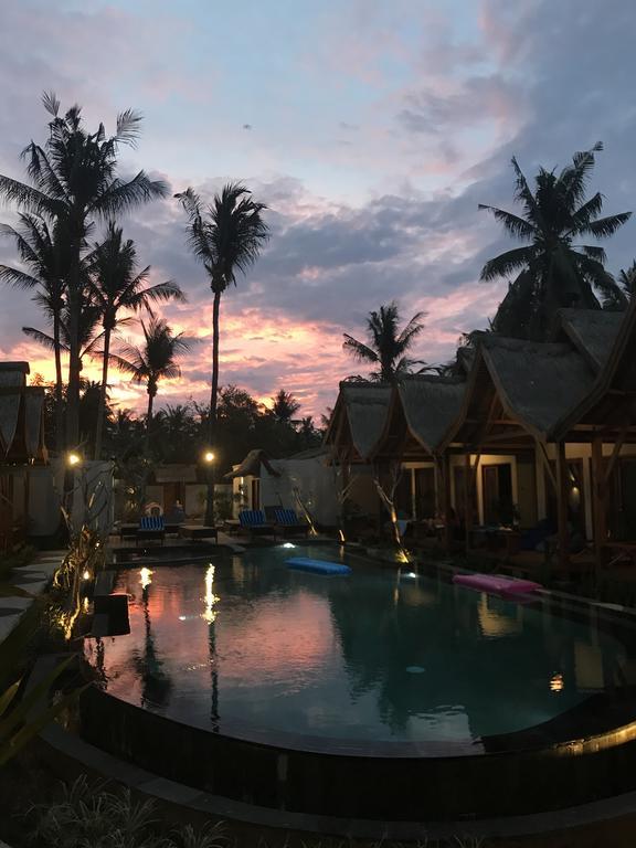 Gili One Resort Gili Trawangan Exterior photo