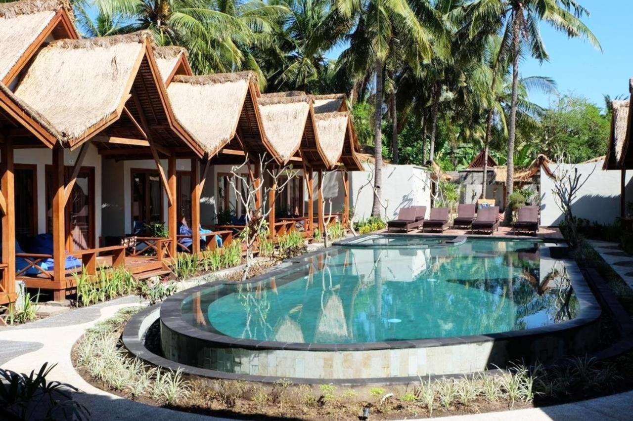 Gili One Resort Gili Trawangan Exterior photo